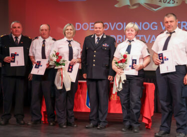 9469_67457_vipro034a