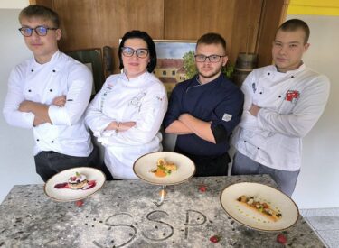 9497_67740_img-2bec22f7da912f11620ea2bf598d1015-v