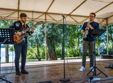 9666_70069_538005738101640417375641872923876252250939401n