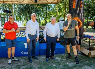 9666_70072_538089165101640417409991874475173391936050624n