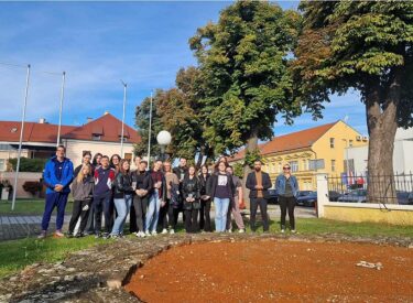 9759_71163_eeb7827a-3c0a-4ea0-aabe-df9b767df9af-1