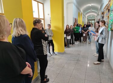 9759_71173_20251012151919