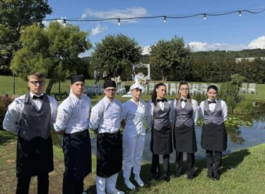 9792_71432_received2082467569168825