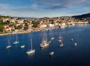 9826_71760_hir-3-i-sasa-fegic-nakon-punog-kruga-oko-svijeta-vratili-se-u-polaznu-6373856449533672171600900