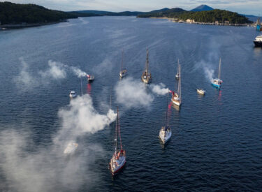 9826_71761_hir-3-i-sasa-fegic-nakon-punog-kruga-oko-svijeta-vratili-se-u-polaznu-6373856449963068781600900