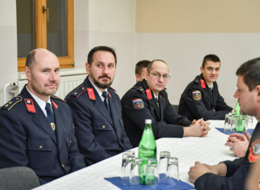 10010_73580_vipro028