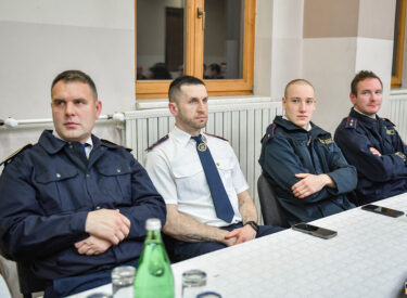 10010_73584_vipro035