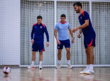 10023_73663_602391860185500236040048867667282484992461901n