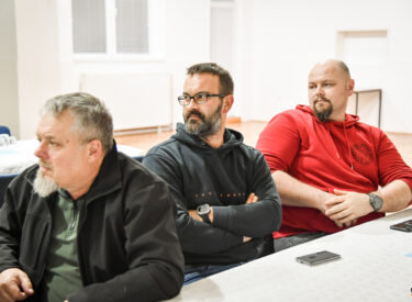 10043_73953_vipro007