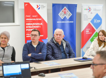 10044_73972_vipro015