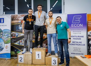 10045_74004_634751168254592263204406474763971436318181102n