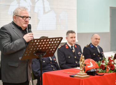 10063_74091_vipro086