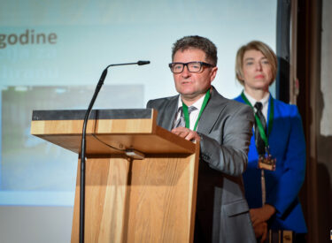 10067_74119_vipro024