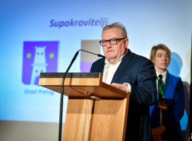 10067_74125_vipro046