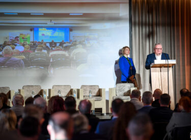 10067_74126_vipro047