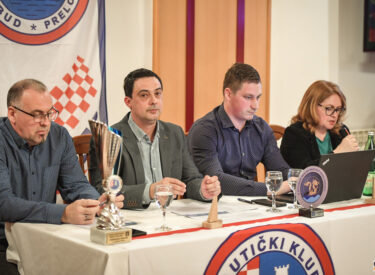 10071_74176_vipro034