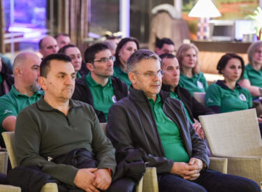 10072_74156_vipro021