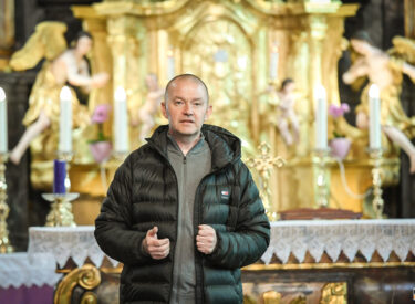 10080_74285_vipro010