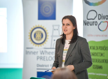 10104_74614_vipro005