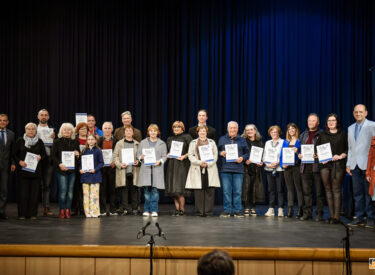 10176_75214_viprop03