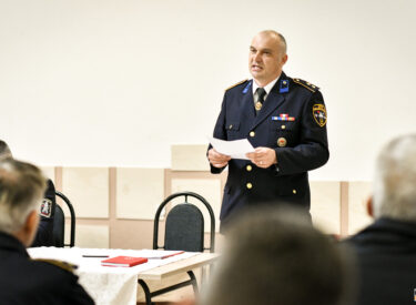 10178_75300_vipro018