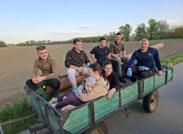 10190_75488_img-30b778a76f532d816616a43ab15e6672-v