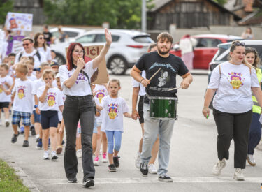 10321_76829_vipro044