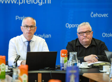 10338_77202_vipro033