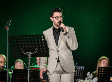 10363_77407_vipro058